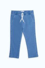Load image into Gallery viewer, بنطلون جينز باللون الأزرق للأولاد الرضع