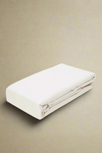 Load image into Gallery viewer, ملاءة مسطحة صلبة مكونة من 3 قطع باللون العاجي (حجم مزدوج)