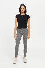 Load image into Gallery viewer, ليغينغز سكيني مطبوع باللون الرمادي للنساء