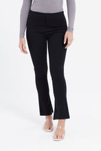 Load image into Gallery viewer, بنطلون سادة باللون الأسود للنساء