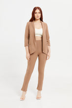 Load image into Gallery viewer, بنطال بأرجل مستقيمة مطاطي باللون الرمادي الداكن: بني