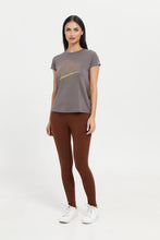 Load image into Gallery viewer, بنطلون تان بونتي مع أزرار: أسمر ضارب للصفرة