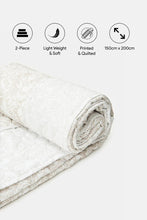 Load image into Gallery viewer, طقم لحاف مطبوع عليه زهور باللون البيج مكون من قطعتين (مقاس واحد)