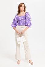 Load image into Gallery viewer, قميص علوي بطبعة أرجواني