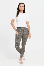 Load image into Gallery viewer, طماق مطبوعة باللونين البيج والأسود للنساء