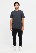 Load image into Gallery viewer, تيشيرت سادة باللون الرمادي الداكن للرجال