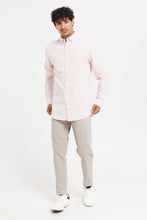 Load image into Gallery viewer, قميص أوكسفورد بكاروهات باللون الوردي للرجال