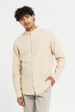 Load image into Gallery viewer, قميص بياقة ماندارين باللون البيج للرجال