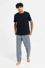 Load image into Gallery viewer, بنطلون بيجامة بكاروهت باللون الأسود للرجال