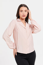 Load image into Gallery viewer, بلوزة بياقة باللون الوردي للنساء