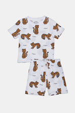 Load image into Gallery viewer, طقم بيجامة مطبوعة باللون العاجي للأولاد الرضع (قطعتين)