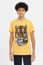 Load image into Gallery viewer, تي شيرت برسومات بأكمام قصيرة ووجه أسد الخردل للأولاد الكبار