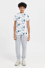 Load image into Gallery viewer, تي شيرت أبيض مطبوع للأولاد الكبار