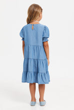 Load image into Gallery viewer, فستان بطبقات باللون الأزرق للبنات الصغار