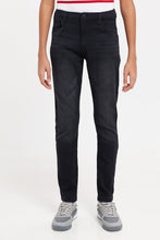Load image into Gallery viewer, بنطال جينز أسود بقصة ضيقة للأولاد