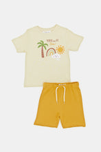 Load image into Gallery viewer, طقم تي شيرت للأولاد باللونين البيج والخردل (قطعتين)