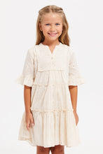 Load image into Gallery viewer, فستان بناتي مطرز بطبقات باللون الكريمي