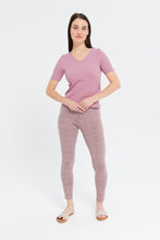 Load image into Gallery viewer, ليغينغز مطبوع باللون البنفسجي للنساء