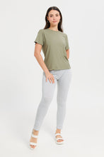 Load image into Gallery viewer, ليغينغز مطبوع باللون الأبيض للنساء