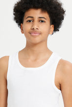 Load image into Gallery viewer, سترة بيضاء بدون أكمام للأولاد الكبار (عبوة من قطعتين)