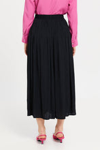 Load image into Gallery viewer, تنورة بخصر مطاطي و كُسر باللون الأسود للنساء