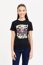 Load image into Gallery viewer, تيشيرت مطبوع باللون الأسود للبنات الكبار