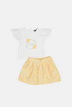 Load image into Gallery viewer, طقم تنورة وبلوزة باللون الأصفر والأبيض للبنات الرضع (قطعتين)