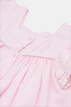 Load image into Gallery viewer, بلوزة بأكمام مزينة باللون الوردي للبنات حديثي الولادة