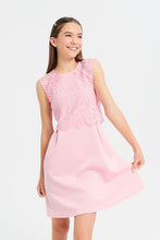 Load image into Gallery viewer, فستان مزين بالدانتيل باللون الوردي للبنات الكبار