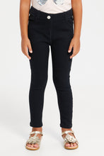 Load image into Gallery viewer, بنطلون سادة باللون الأسود مع حقيبة صغيرة للبنات الصغار