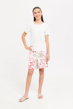 Load image into Gallery viewer, تيشيرت مزين باللون الأبيض للبنات الكبار