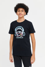 Load image into Gallery viewer, تي شيرت بطبعة Gamer للأولاد الكبار باللون الأسود