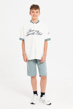 Load image into Gallery viewer, قميص كبير الحجم للنادي الرياضي باللون الأبيض للأولاد الكبار