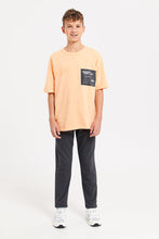 Load image into Gallery viewer, تي شيرت كبير الحجم للأولاد باللون الأصفر