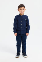 Load image into Gallery viewer, قميص ماندارين باللون الكحلي للأولاد الصغار