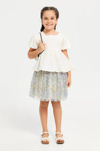 Load image into Gallery viewer, بلوزة بملمس بارز باللون الكريمي للبنات الصغار