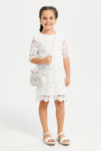 Load image into Gallery viewer, فستان منقوش باللون الأبيض للبنات الصغار