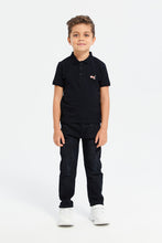 Load image into Gallery viewer, تيشيرت بولو جاكار باللون الأسود للأولاد الصغار
