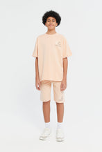 Load image into Gallery viewer, طقم كاجوال كبير الحجم للأولاد باللون المرجاني (قطعتان)