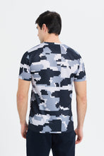 Load image into Gallery viewer, تيشيرت مطبوع باللون الكحلي للرجال