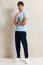 Load image into Gallery viewer, بنطلون جينز رجالي أساسي بخمسة جيوب باللون الأزرق البحري