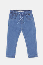 Load image into Gallery viewer, بنطال جينز سادة أزرق اللون للأولاد الرضع