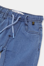 Load image into Gallery viewer, بنطال جينز سادة أزرق اللون للأولاد الرضع