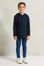 Load image into Gallery viewer, بنطلون جينز بحزام وخمسة جيوب للأولاد باللون الأزرق