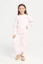 Load image into Gallery viewer, طقم بناتي مطبوع عليه قلوب باللونين الأبيض والوردي (قطعتين)