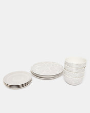 Load image into Gallery viewer, طقم عشاء مطبوع عليه زهور رمادية (12 قطعة)