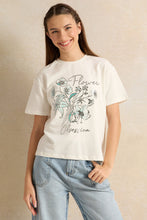 Load image into Gallery viewer, تي شيرت أبيض مطبوع للفتيات الكبيرات