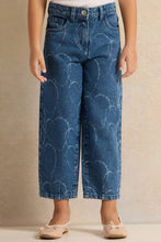 Load image into Gallery viewer, بنطلون جينز بقصة أمي مطبوع عليه قلب أزرق للبنات