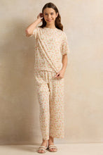 Load image into Gallery viewer, بنطلون واسع الساق مطبوع باللون الكريمي للفتيات الكبيرات