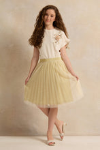 Load image into Gallery viewer, بلوزة مزينة بالزهور باللون البيج للفتيات الكبيرات